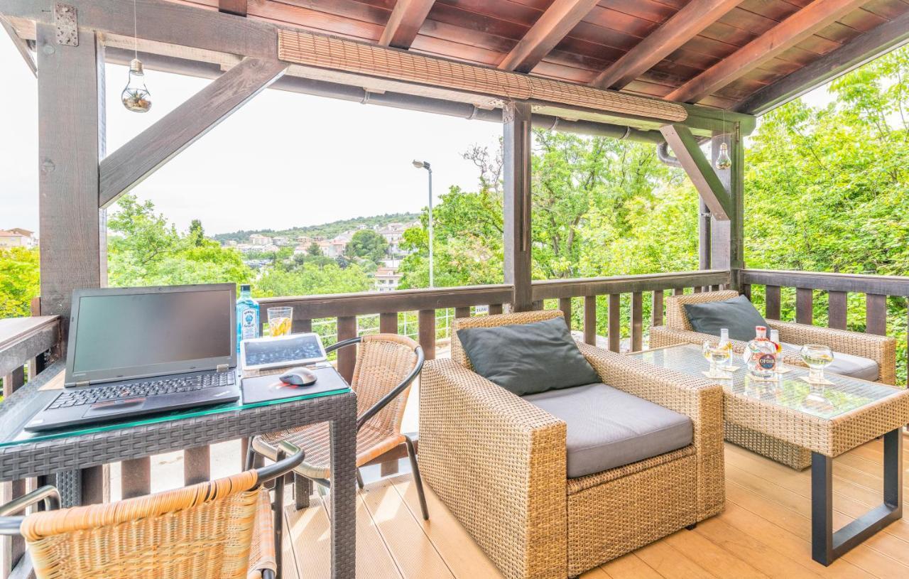 Stone House Knez Apartment Vrbnik Ngoại thất bức ảnh
